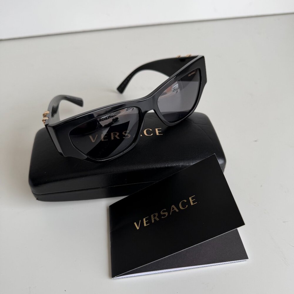 Versace VE4383 GB1/81 Sunglasses Polarized Cat Eye Black w/ Case
